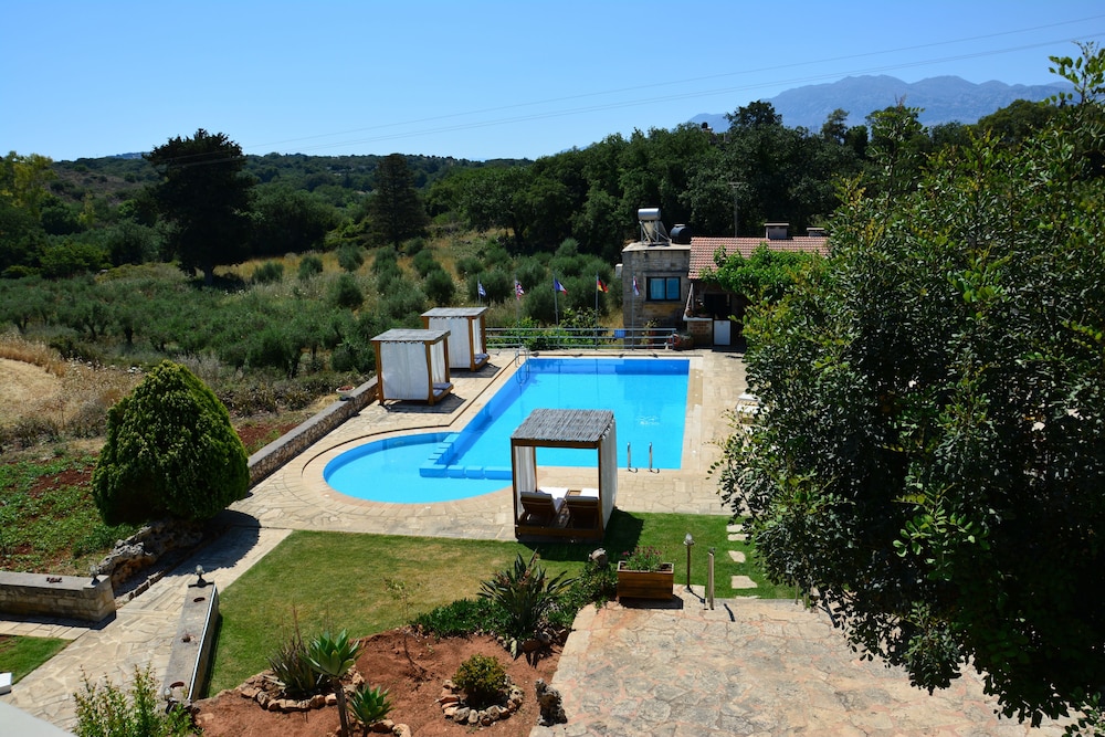 Elianthos Villa 36/41