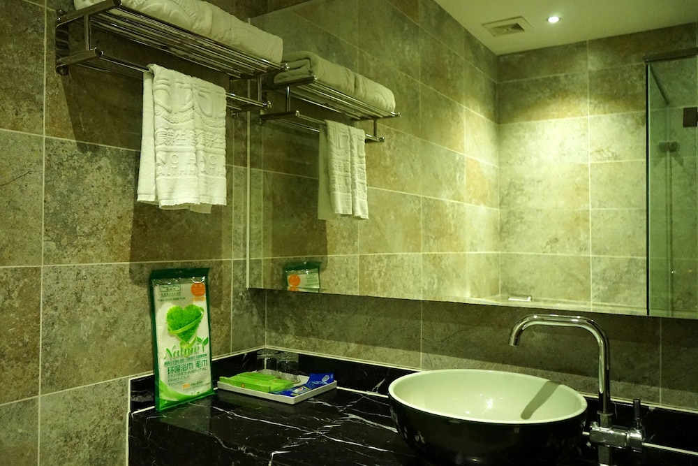 Jun Chen Health Hotel 28/34