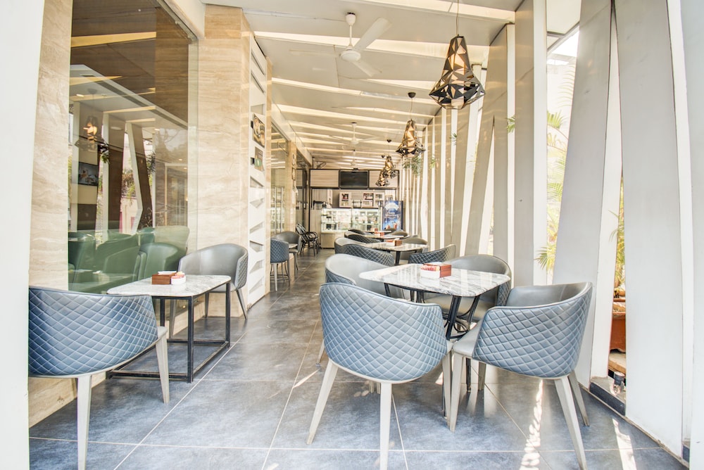The Ssk Solitaire Hotel & Banquets 42/50