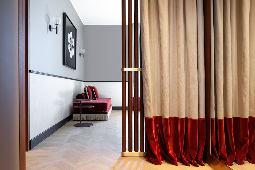 Amabilia Suites Milano 24/48