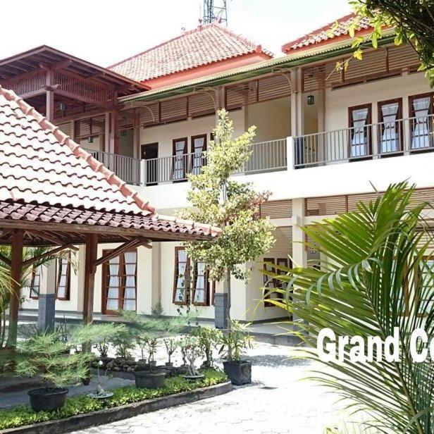Grand Cepu Hotel 35/35