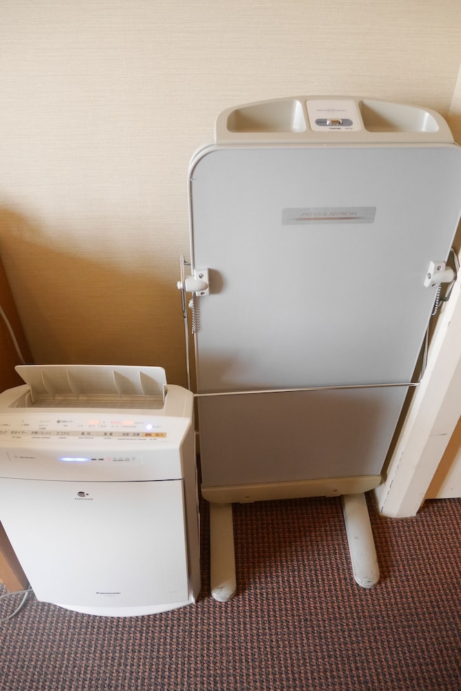 Rembrandt Hotel Atsugi 30/63