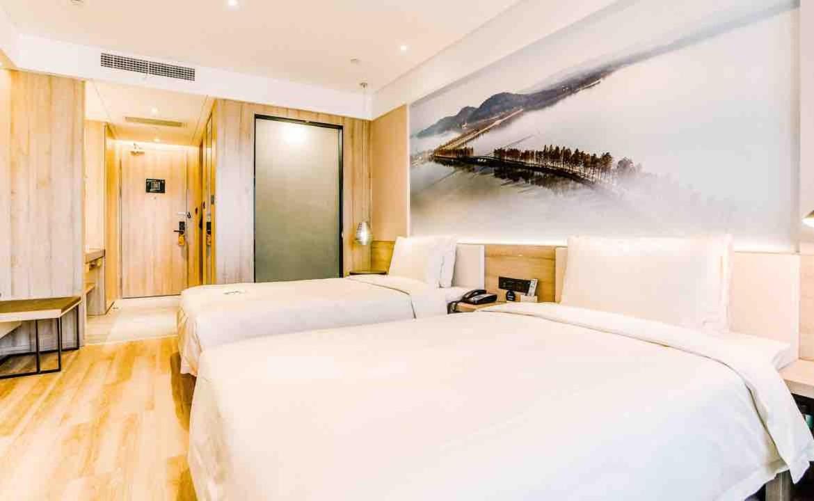 Atour Hotel Wuhan Changqing Road 10/74