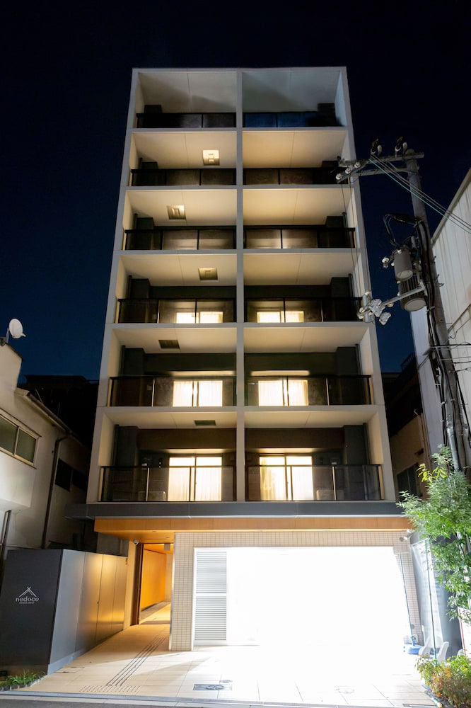 ネドコ大阪ウエスト 写真1