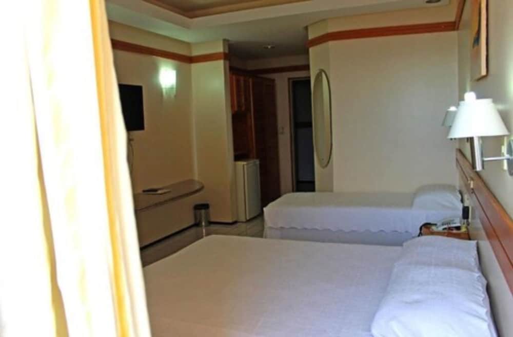 Hotel Praia Ponta D Areia 37/58