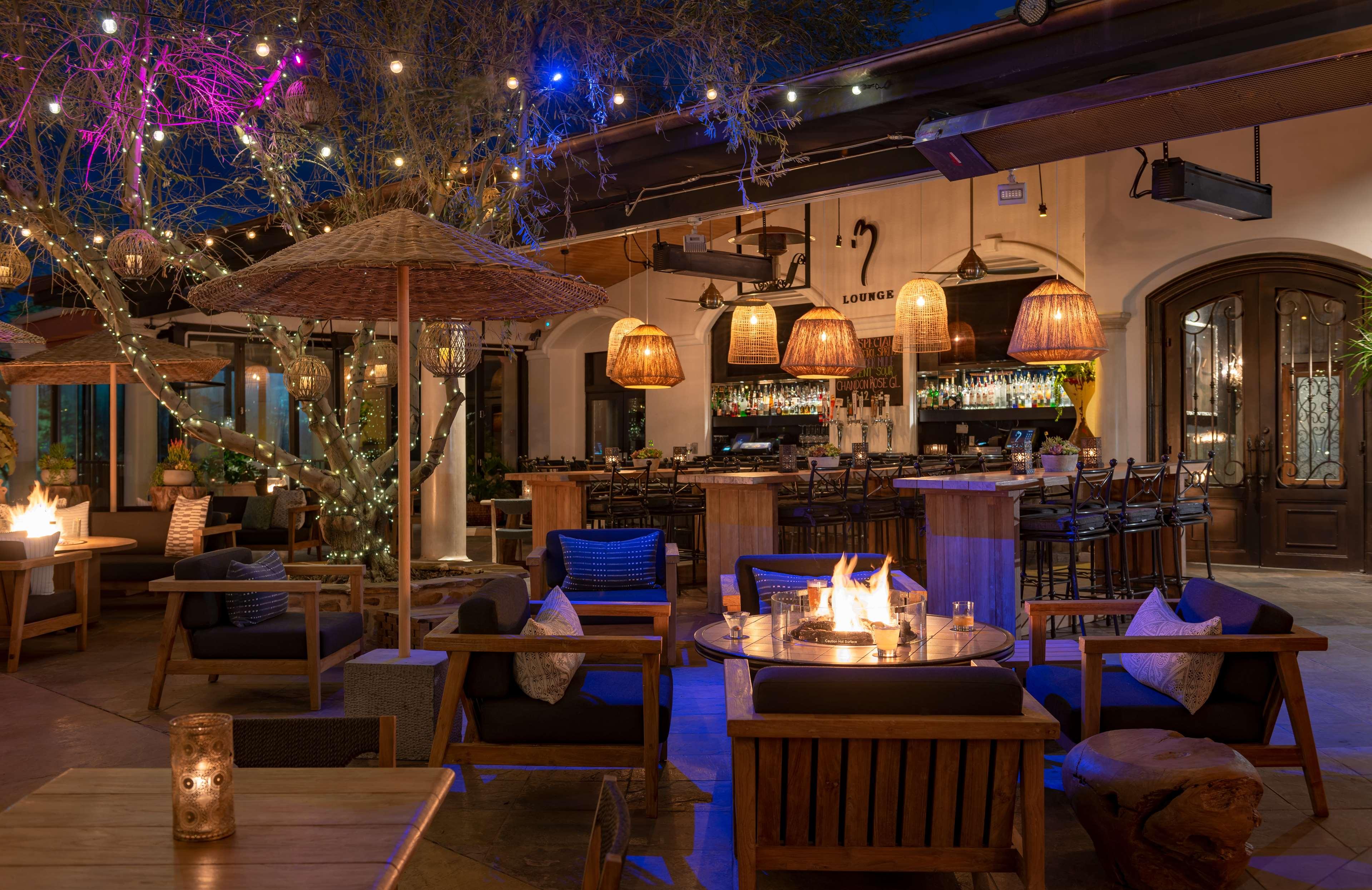 THE WESTLAKE VILLAGE INN 27/36