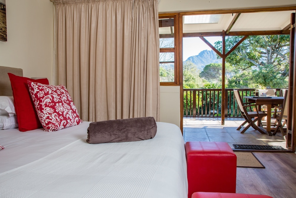 Summit Place Guesthouse 22/72