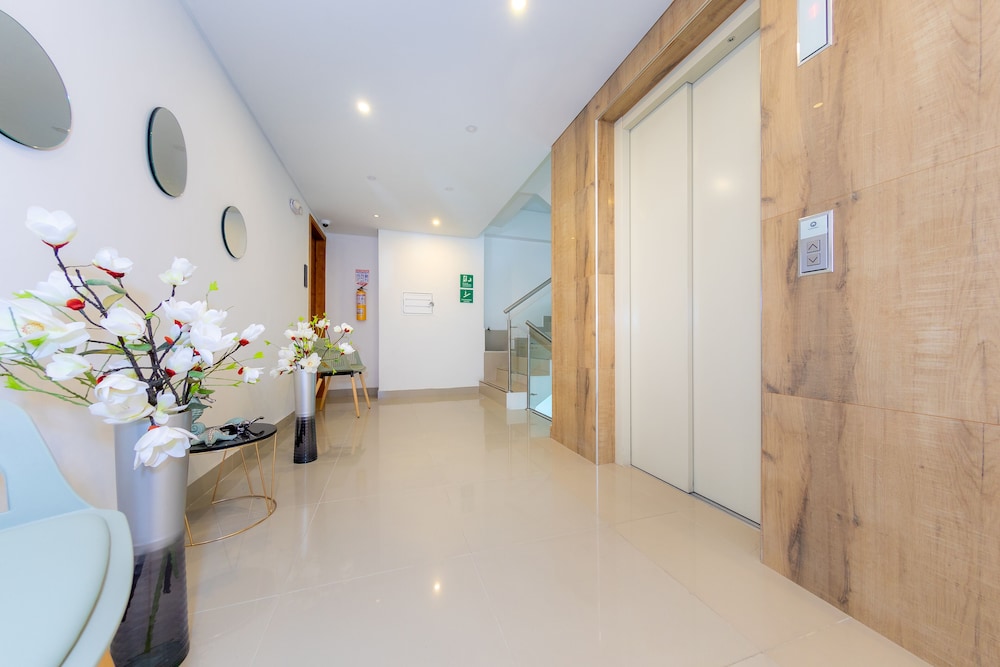 Hotel Infinity Medellin 10/67