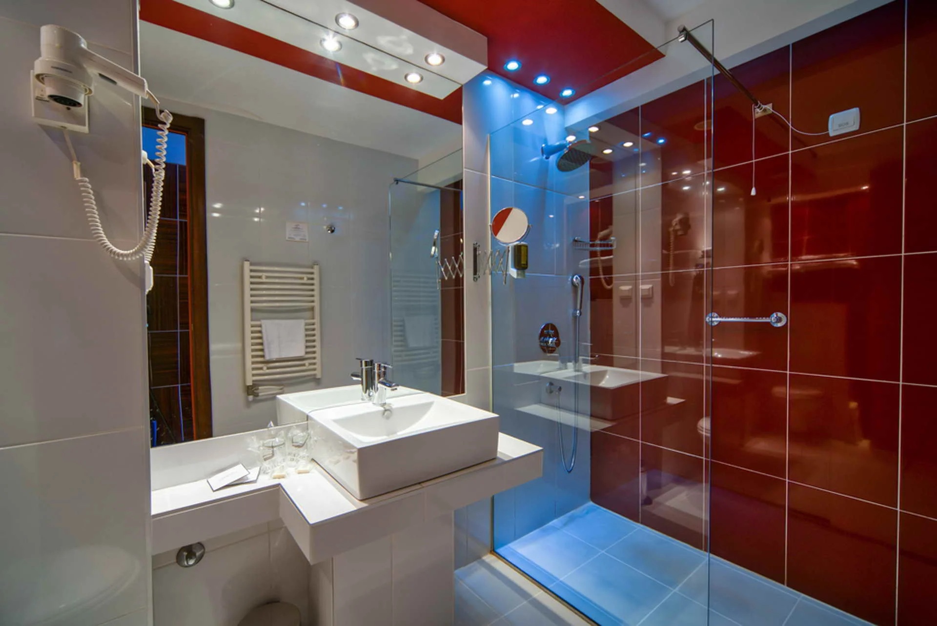 غرفة قياسية بإطلالة على البحر، Hotel Palas 4/4
