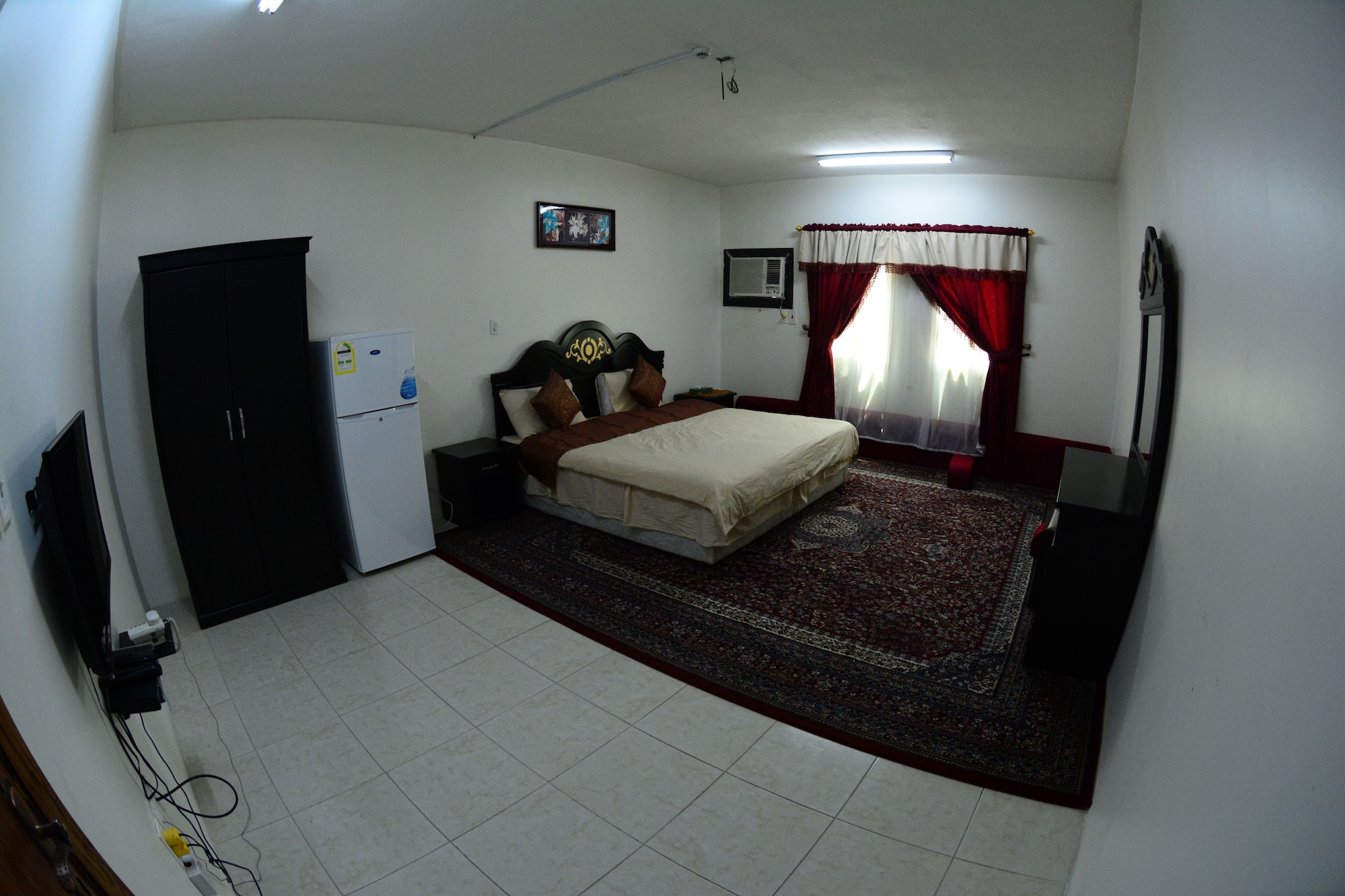 ONE-BEDROOM WITH BATHROOM