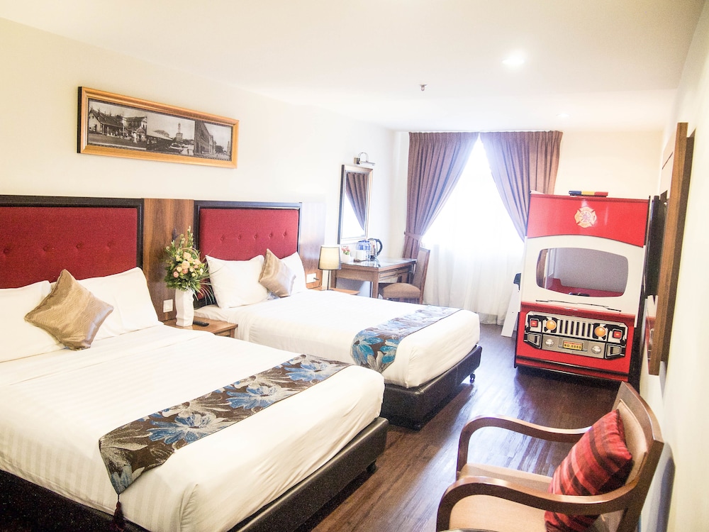 ARMENIAN STREET HERITAGE HOTEL 33/76