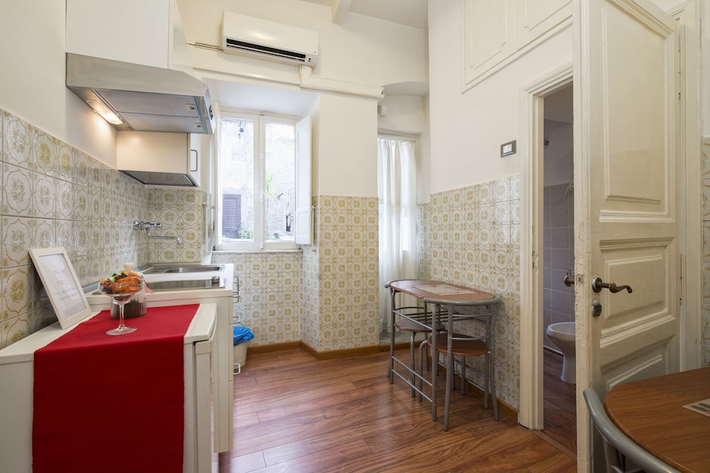 Navona Tower Relais 44/51