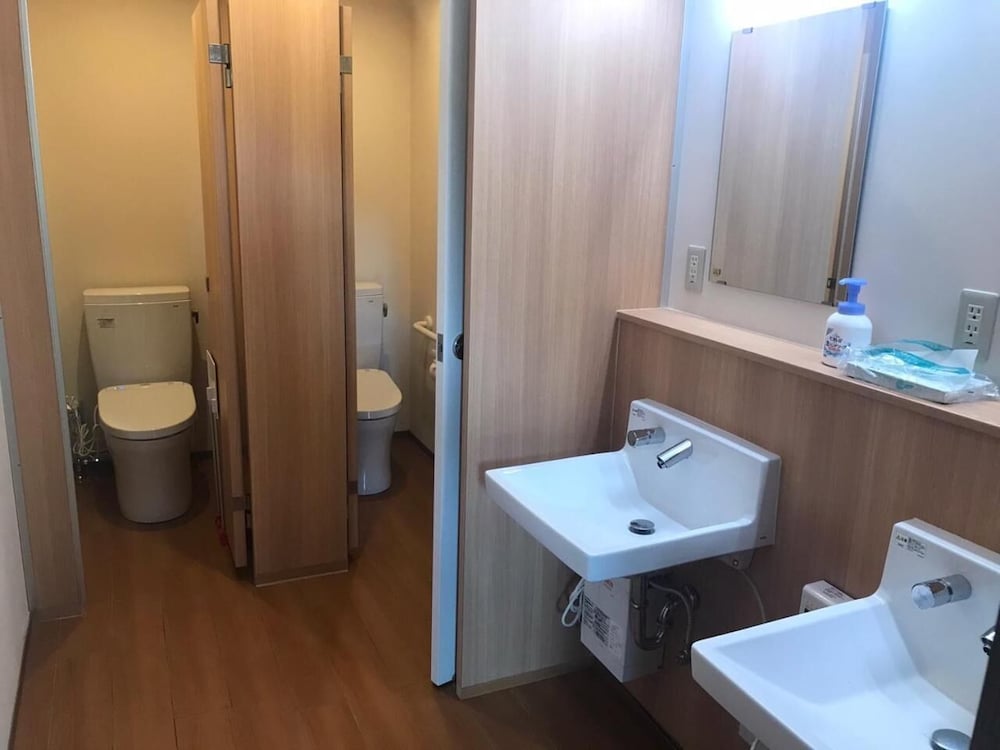 Hotel Daisen Shirogane 56/60