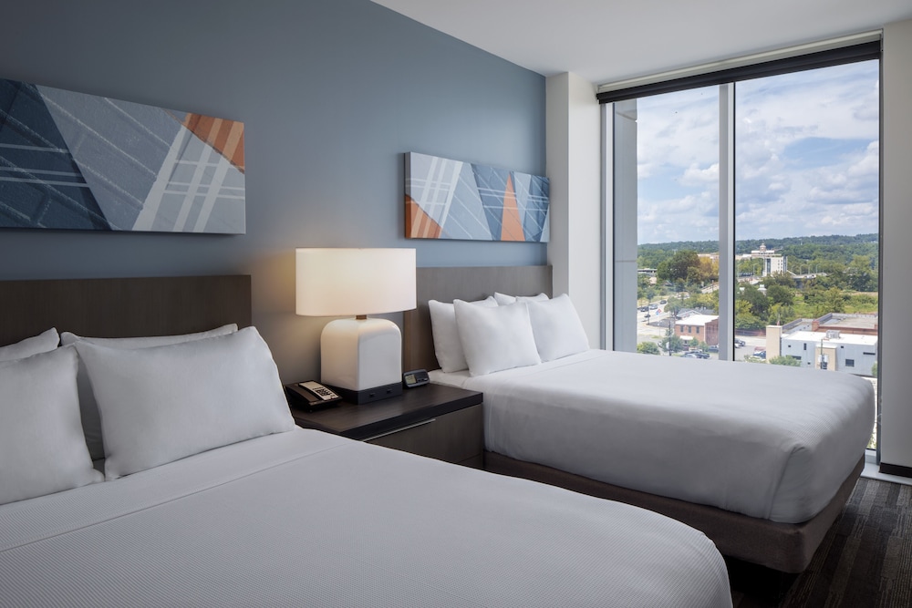 Hyatt House Augusta Downtown 6/52