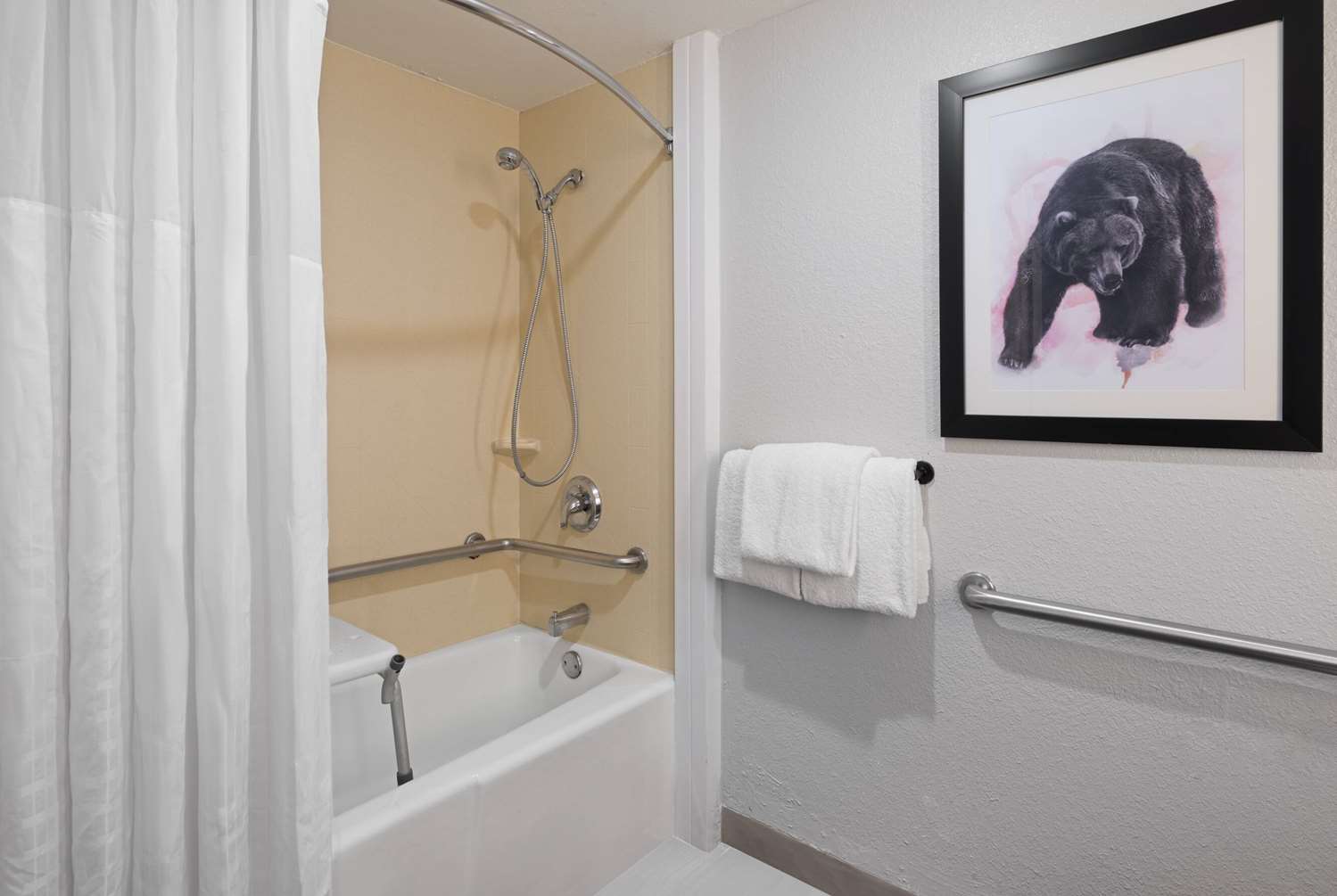 AmericInn by Wyndham Casper Event Center Area 54/55