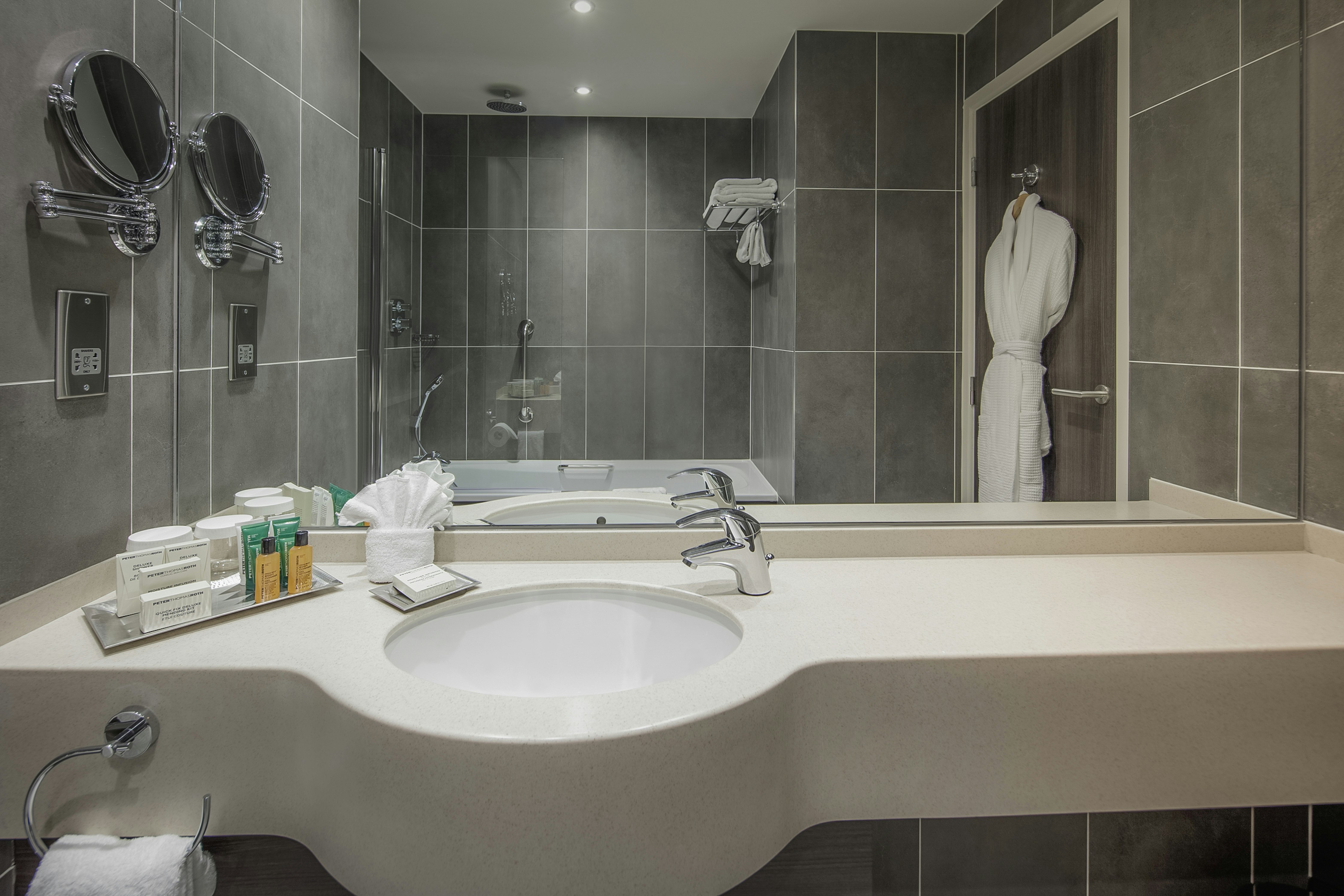 Hilton Dublin 49/50