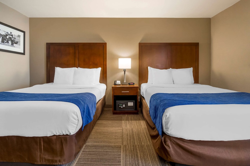 Comfort Inn & Suites Sea-Tac Airport 14/38