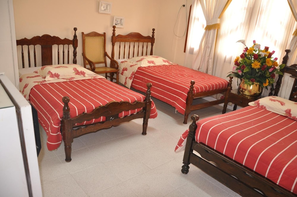 Veleros Hotel 47/57