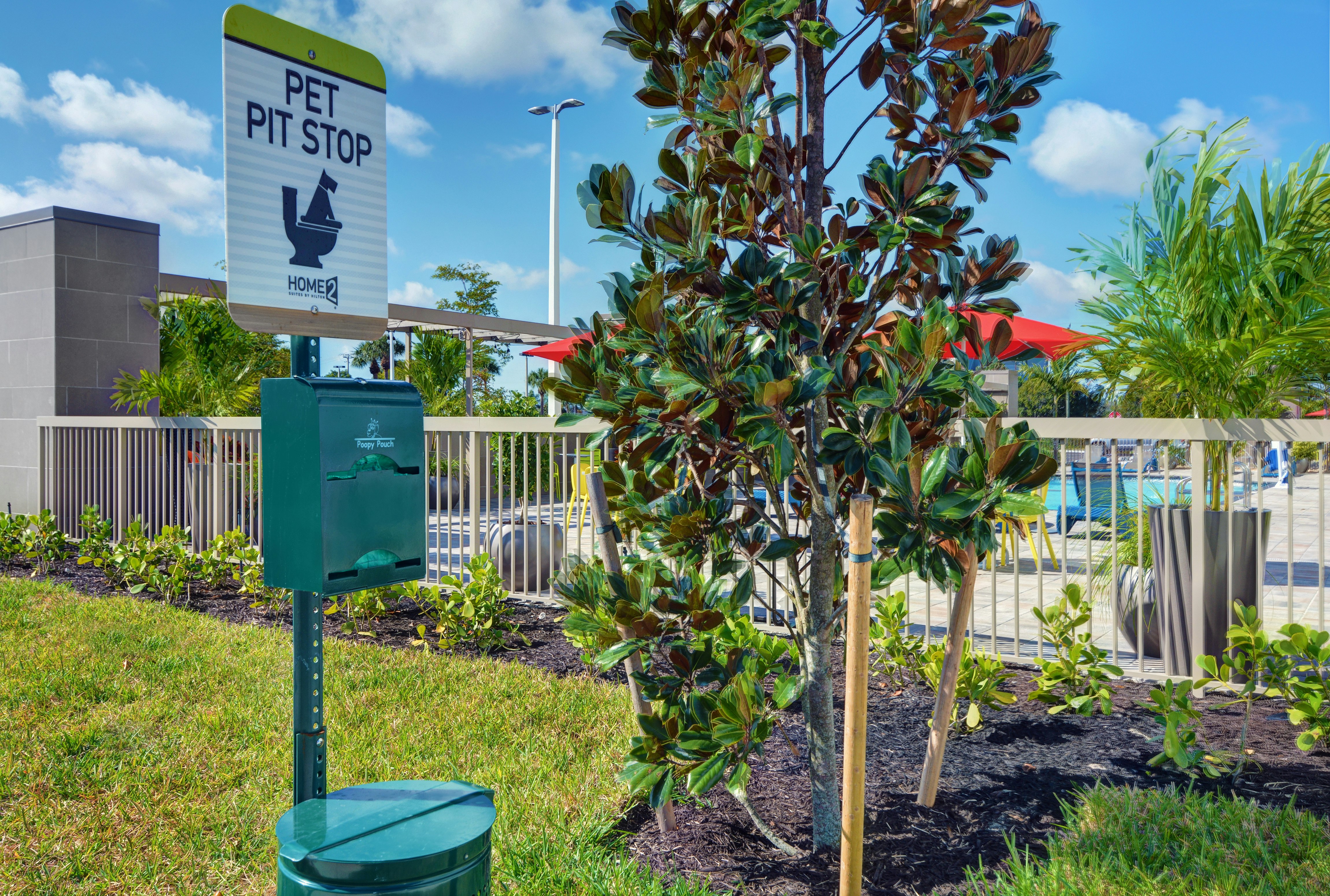 Home2 Suites by Hilton Fort Myers Colonial Blvd 28/29