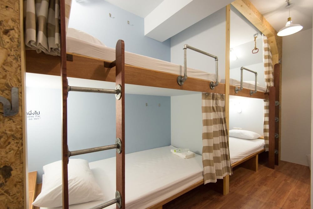 Barn And Bed Hostel 28/50