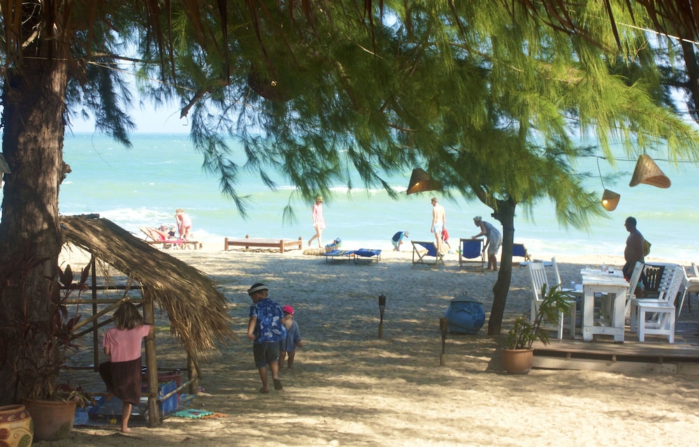 Mumsa Beach Resort & Restaurant 10/66