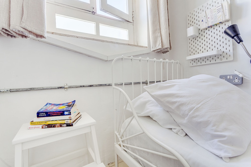 Granny's Inn - Hostel 48/50