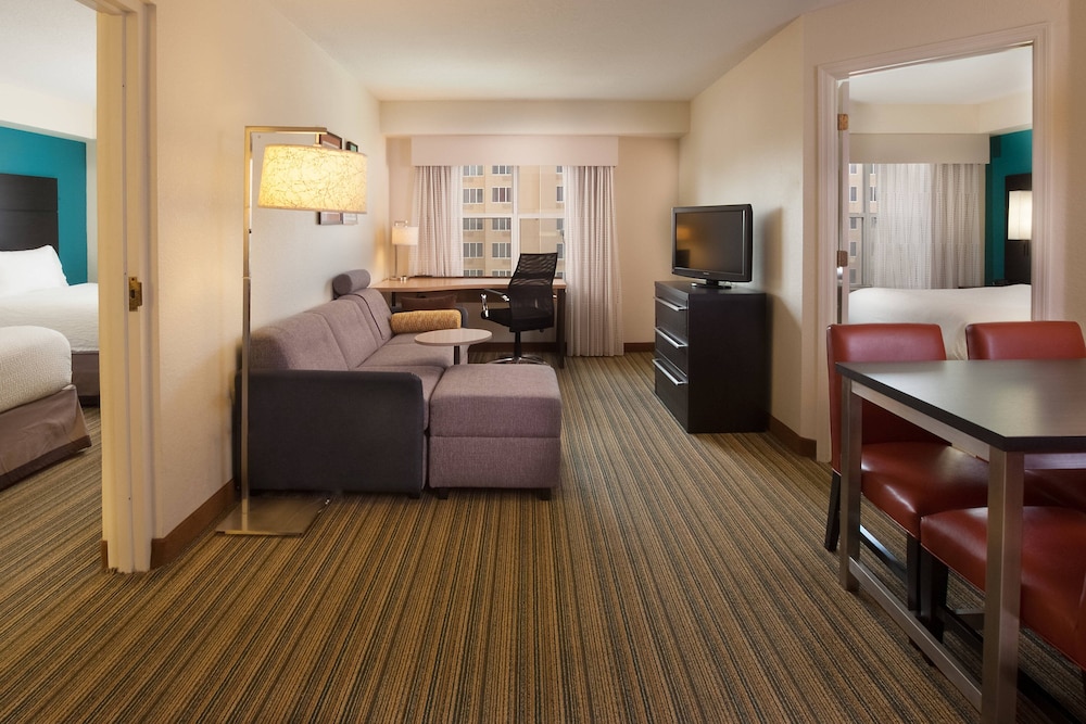 Residence Inn Orlando Convention Center 25/50