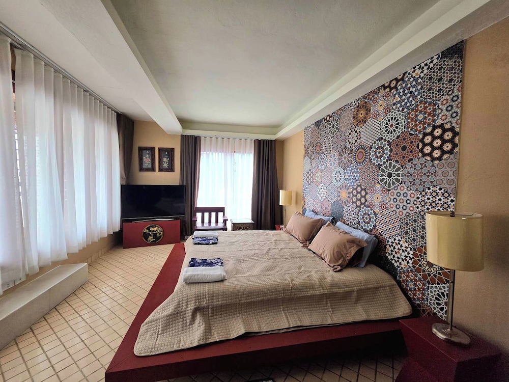 Blu Cabin Ari Stylish Gay Poshtel 31/73