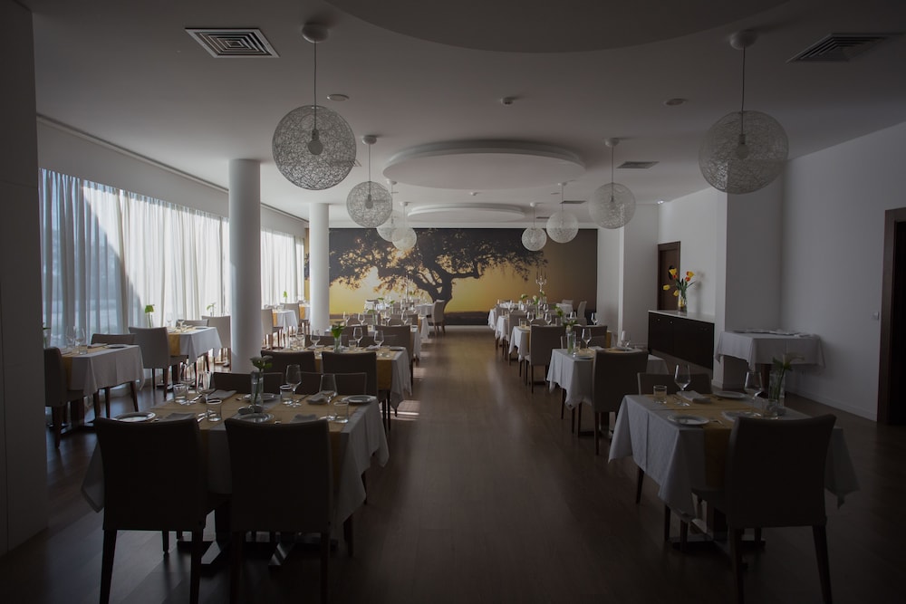 Monte Filipe Hotel And Spa 48/59