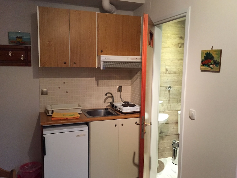Oasis Apartments 7/50