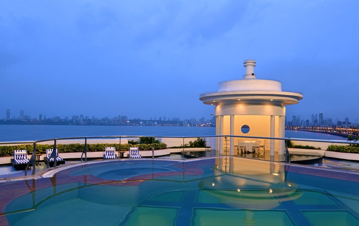 Marine Plaza 12/36