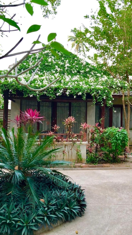 Bhumlapa Garden Resort 6/36
