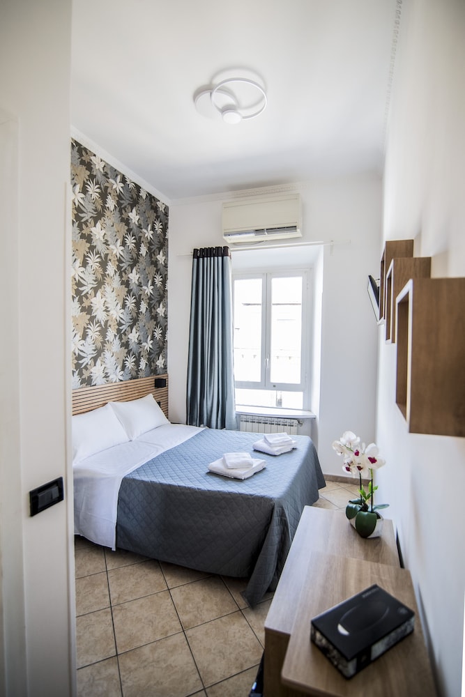 STANDARD, DOUBLE OR TWIN BED