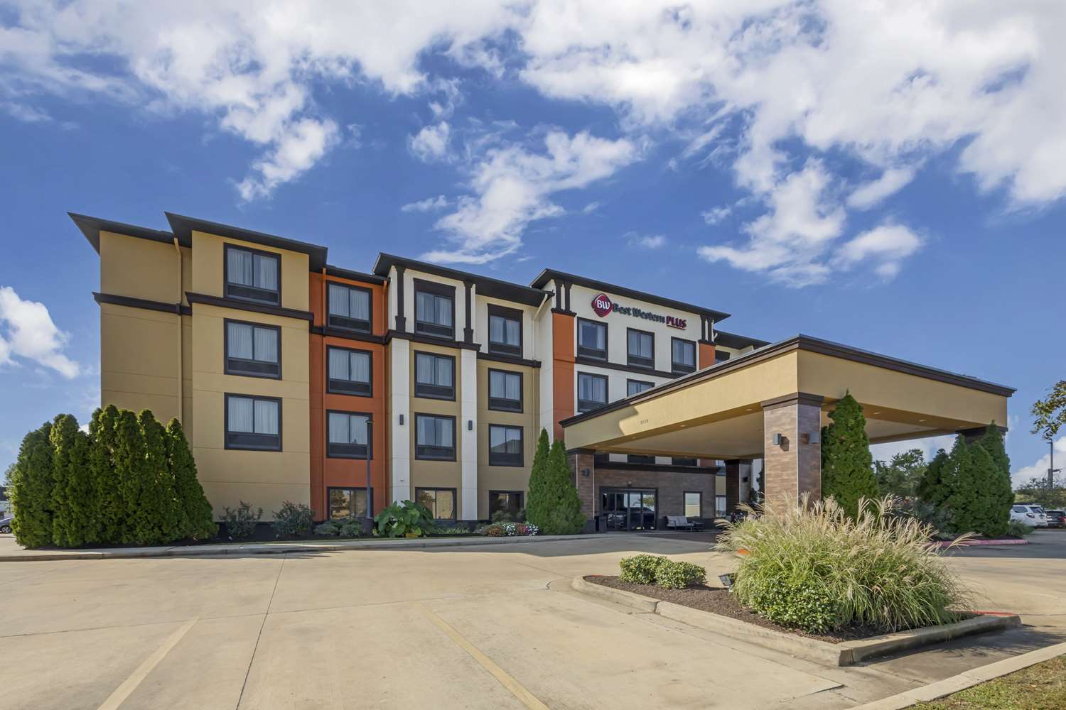 Best Western Plus Tupelo Inn Suites 2/45