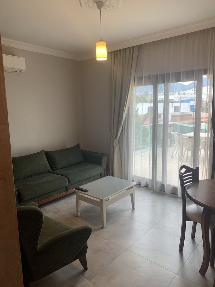 Orya Apart 21/50