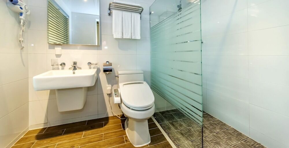 Jeju Galaxy Hotel 55/56