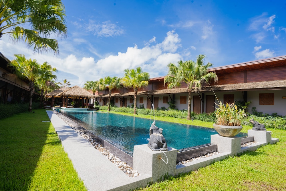 Malabar Pool Villa Phuket 45/47