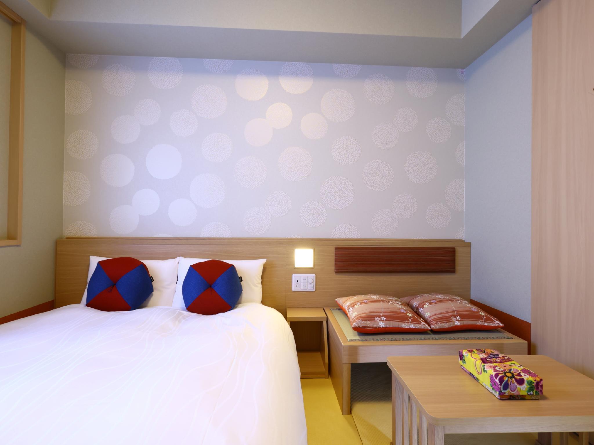 Moderate, Double Bed, No Bathroom