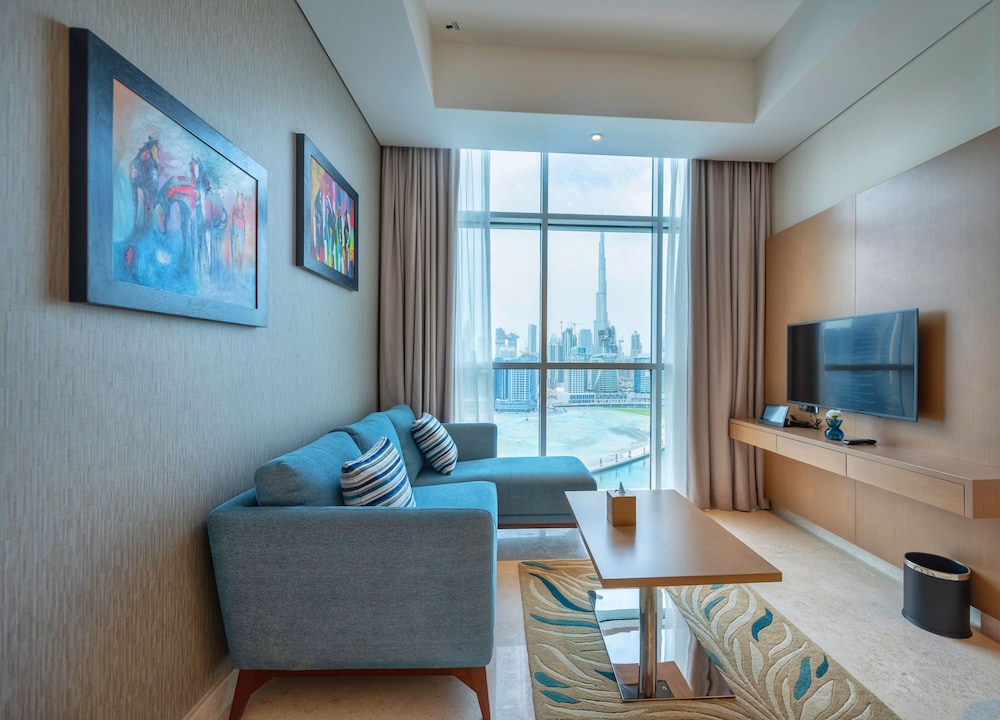 Canal Central Hotel Business Bay 27/46
