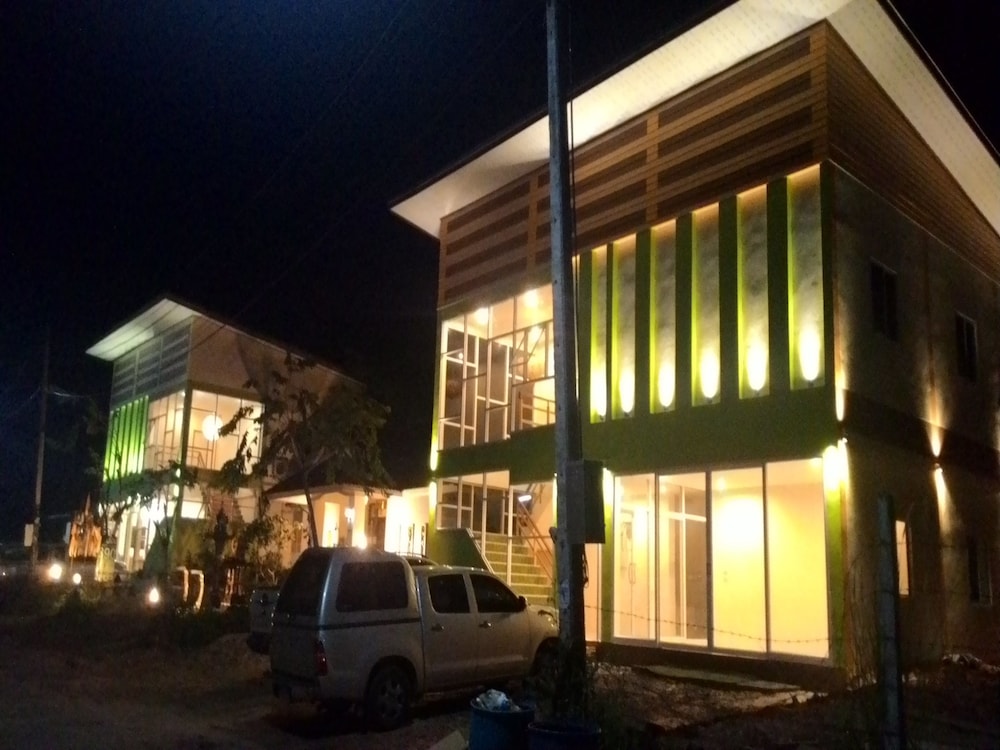 Green Home Resort 1/24