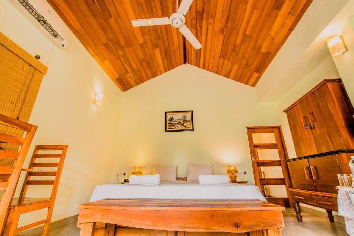 شاليه بسرير كينج مع أريكة، Villa Shade 2/2