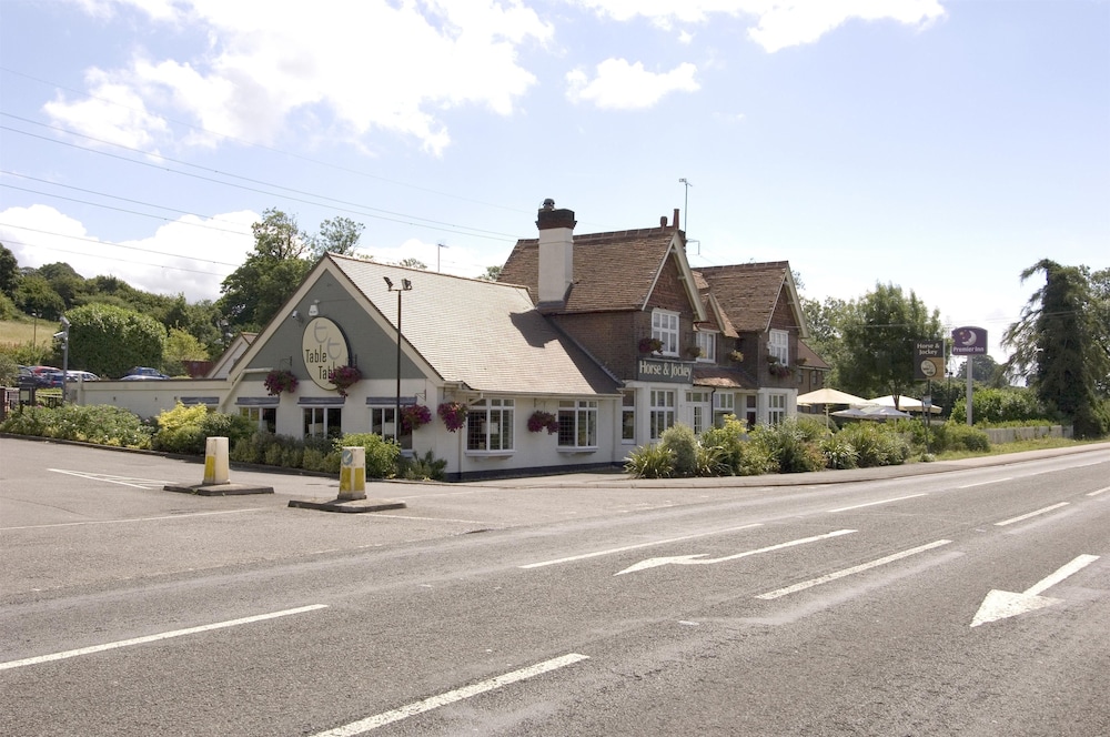 Premier Inn Dunstable South A5 36/42