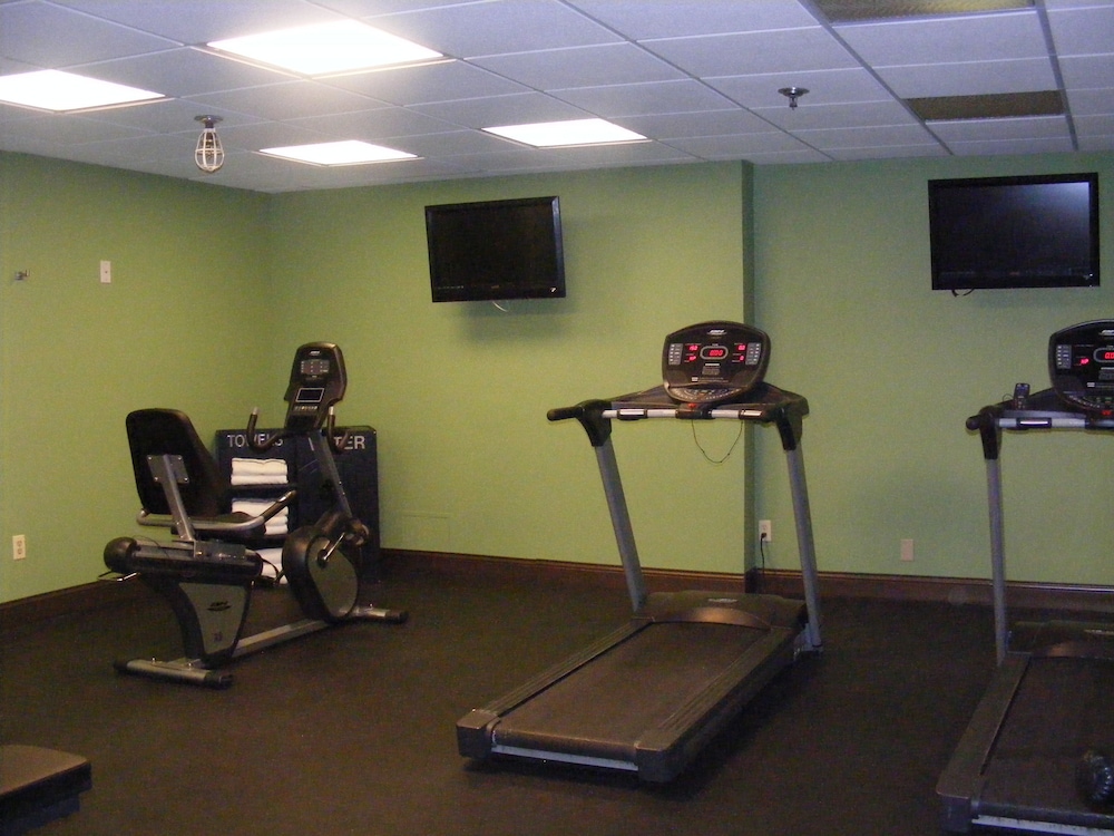 Albany Airport Inn 17/50