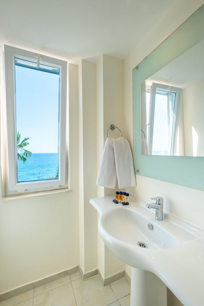 Viking Beach Hotel & Spa 26/26