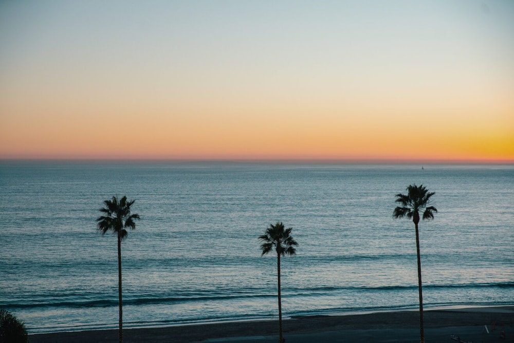 Capistrano Seaside Inn 45/50