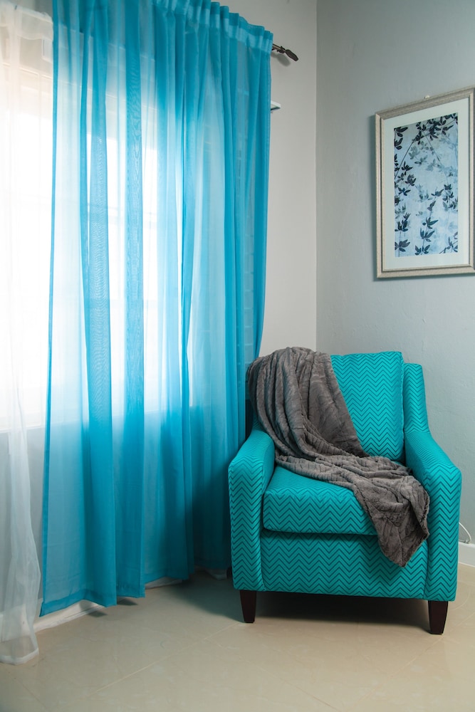 Skyview Manor Guest Apartments 26/50