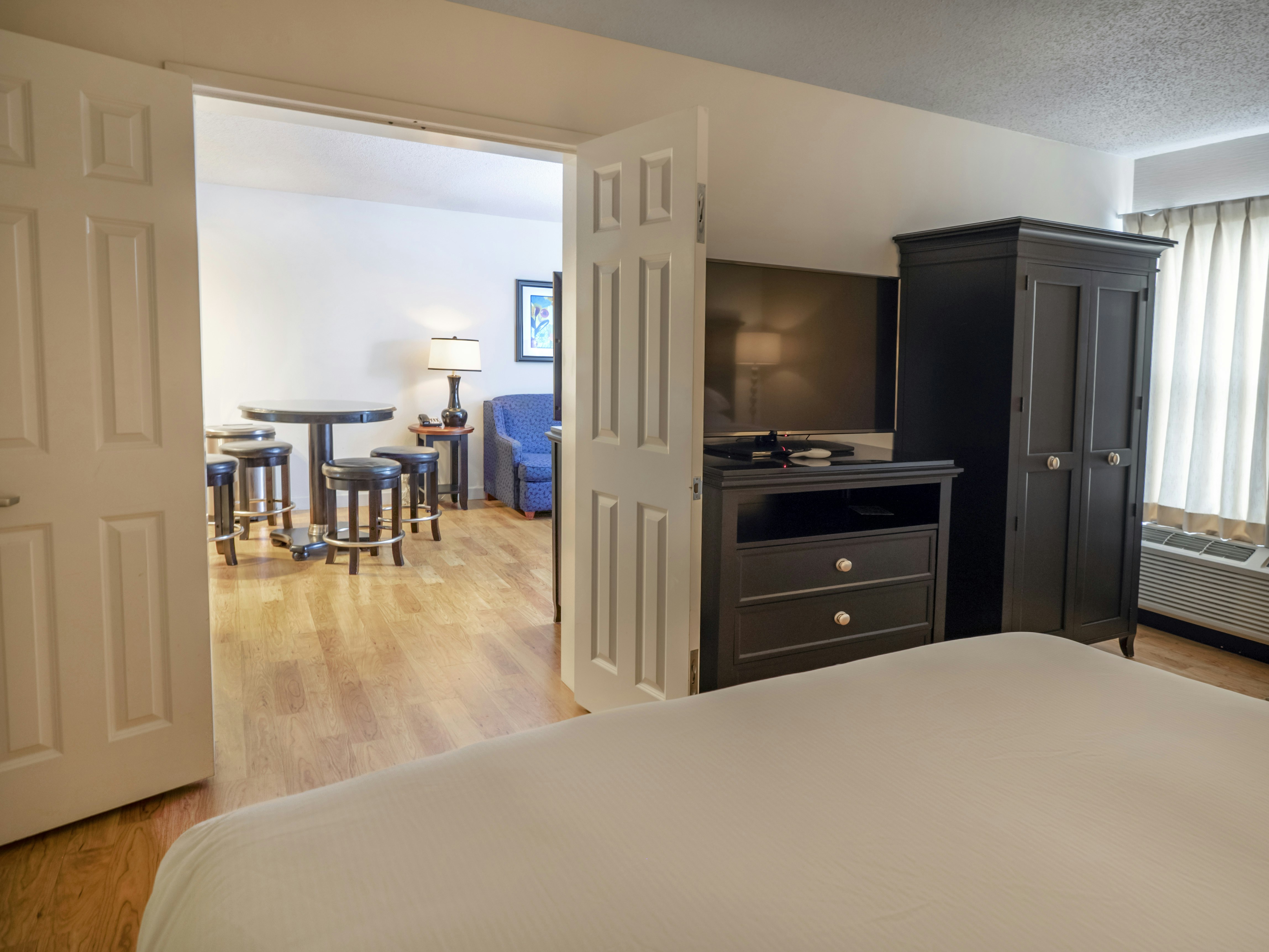 Doubletree By Hilton Buffalo Amherst 45/64