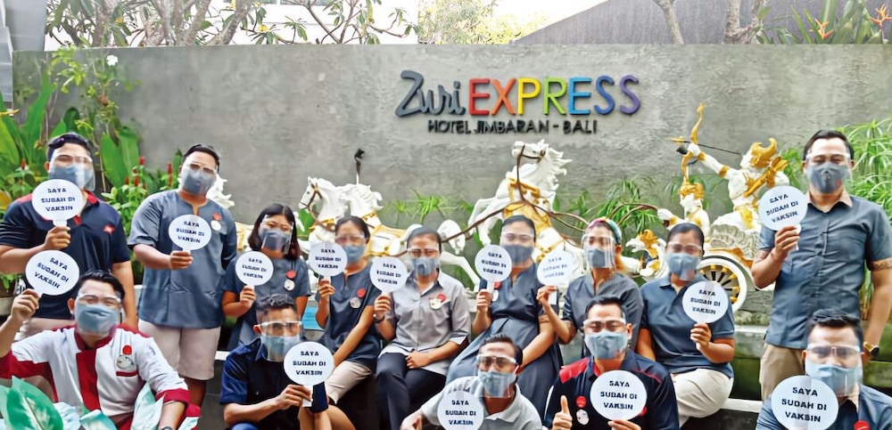 Zuri Express Jimbaran Bali 43/48