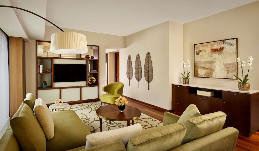 PARK HYATT ZURICH 42/80