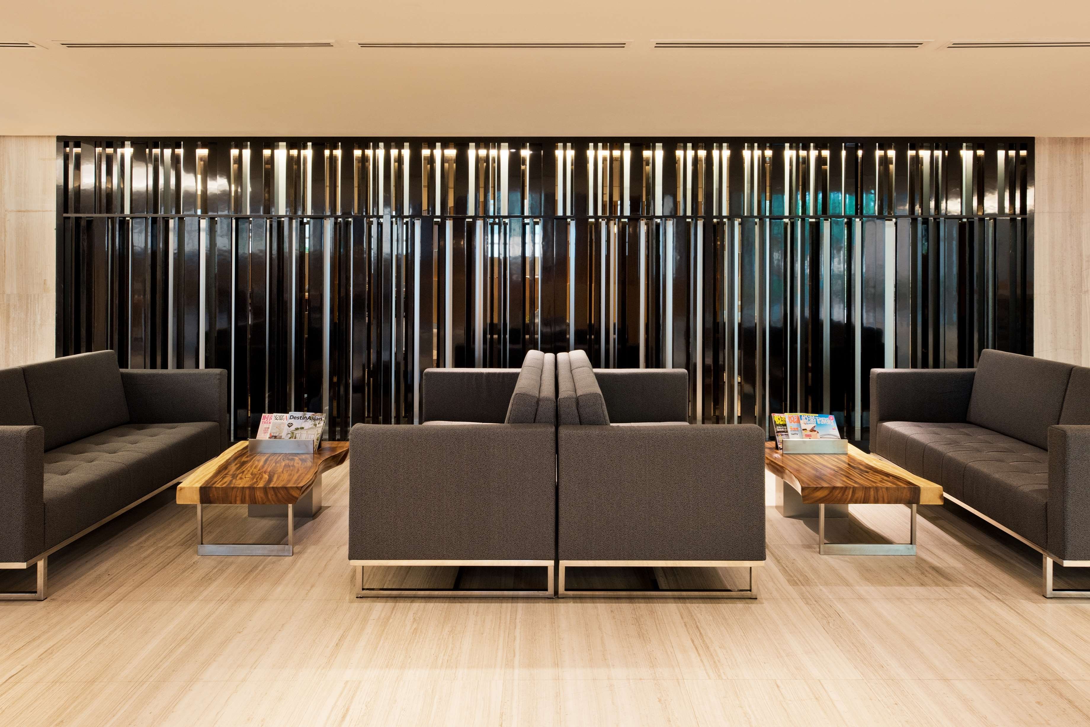 Oasia Suites Kuala Lumpur 8/15
